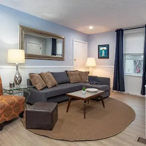 Stylish And Refined With Easy Access , Pittsburgh United States
